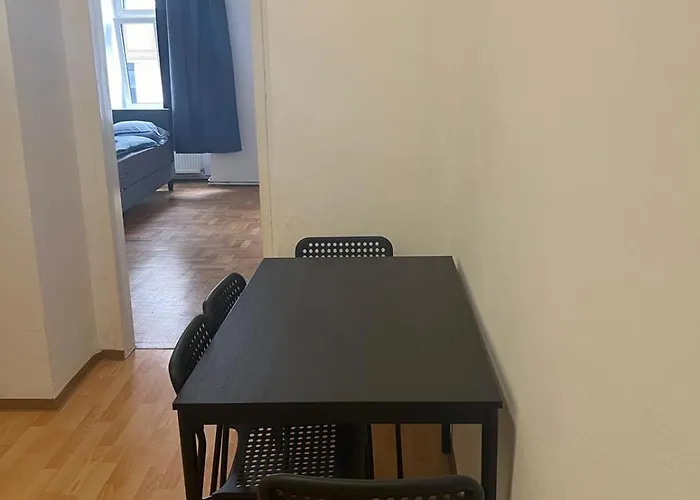 Stylish 1br For 5, Great Location * Vienna